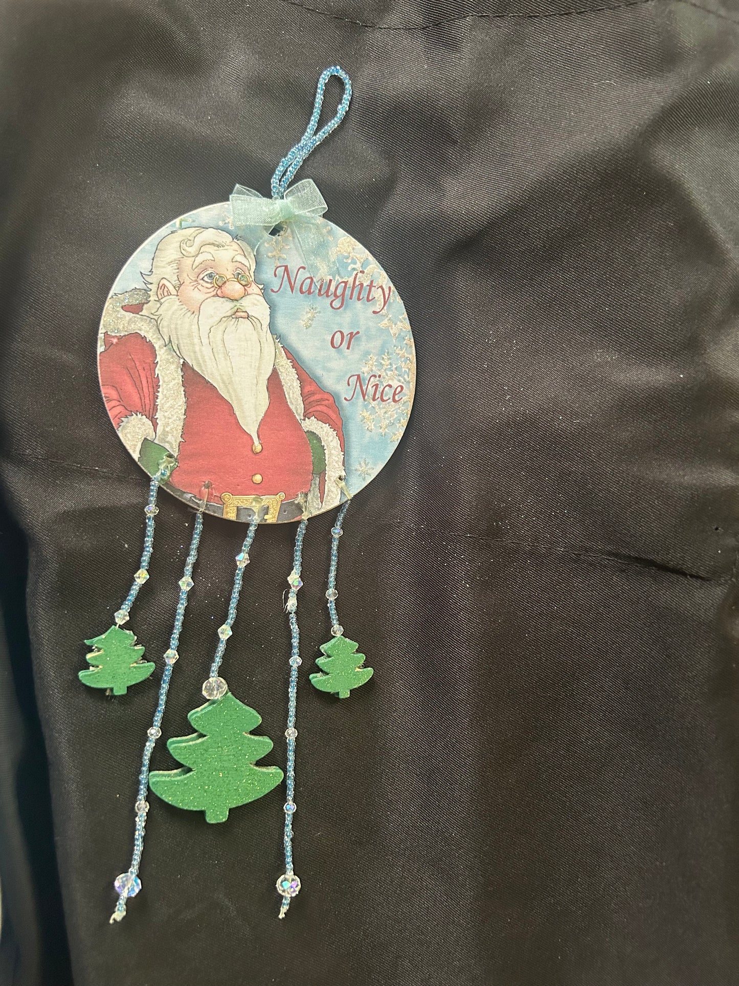 Wood Christmas Beaded Hanger (Santa)